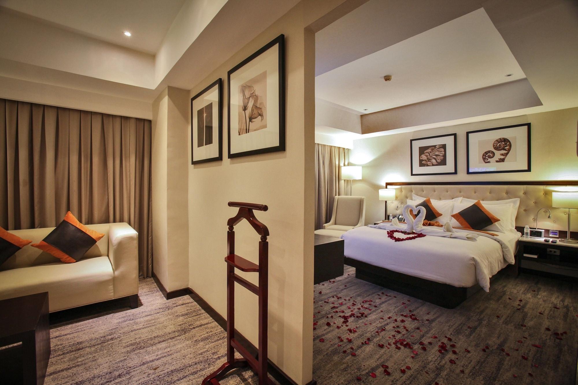 Limketkai Luxe Hotel Кагаян-де-Оро Экстерьер фото
