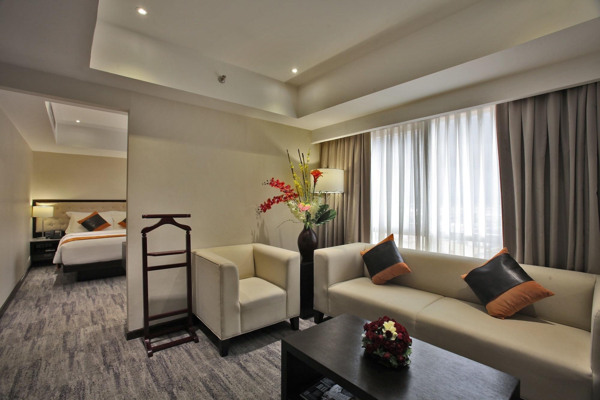 Limketkai Luxe Hotel Кагаян-де-Оро Экстерьер фото