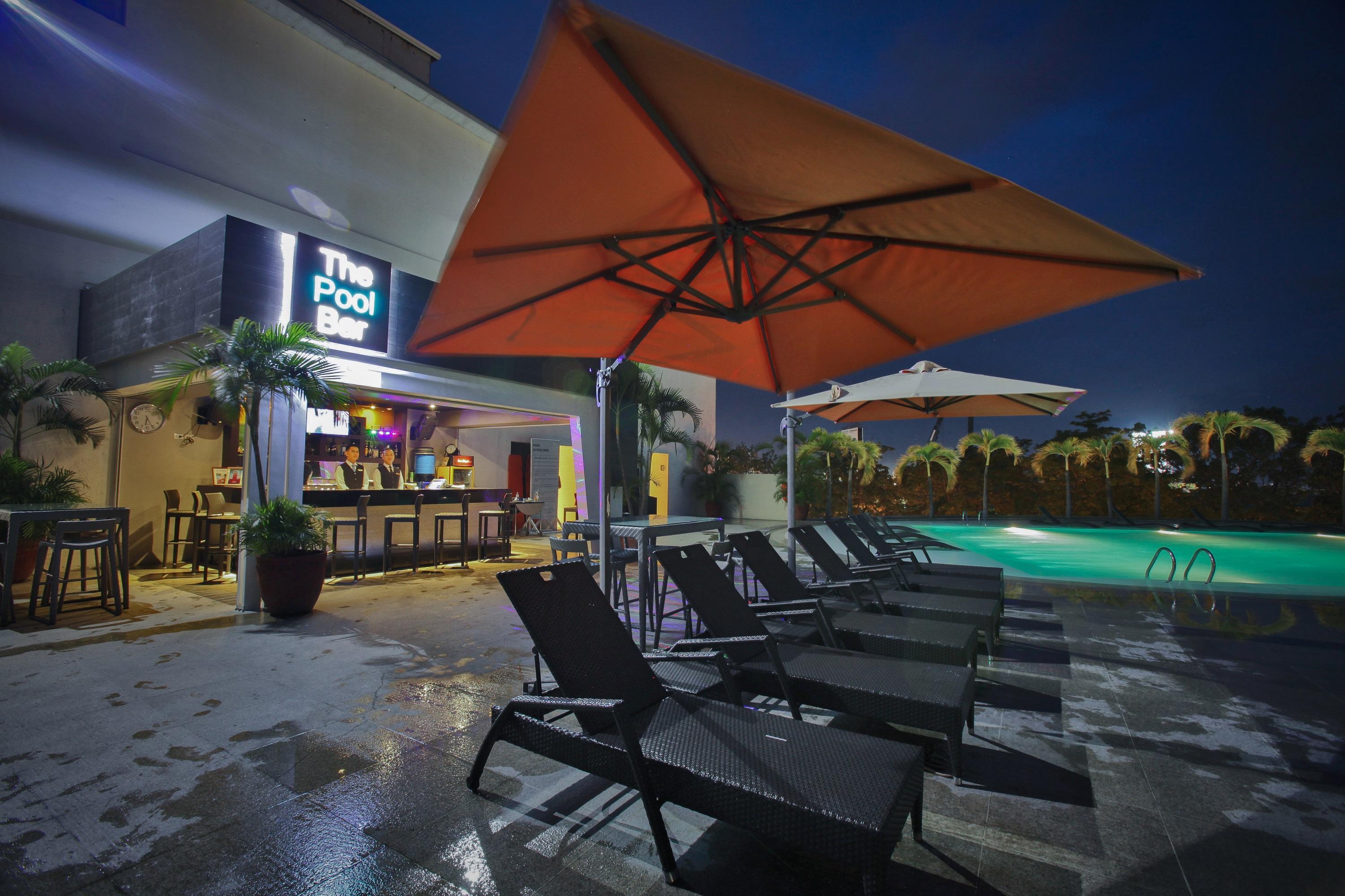 Limketkai Luxe Hotel Кагаян-де-Оро Экстерьер фото